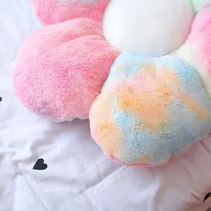 Grosir Sofa Dekorasi Rumah Satin Lembut Bunga Bantal Boneka Plushies Kamar Tidur Bunga Bantal Bentuk Bunga Mainan Mewah