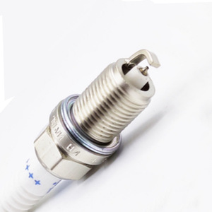 หัวเทียน 90919-01178 PK20R11 สำหรับรถยนต์โตโยต้า แคมรี่ 2.4 โคโรลล่า เครื่องยนต์เบนซิน อะไหล่ทดแทนสำหรับยานยนต์ - Product Image 3