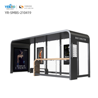 Parada de Autobús Inteligente con Marco de Aluminio y Vidrio Templado para Interiores, Control WiFi, Brillo Automático, Información del Autobús en Tiempo Real
