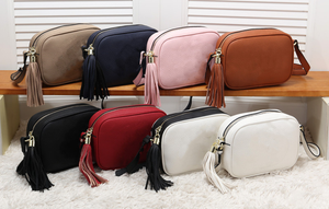 Nouveaux sacs à bandoulière en cuir mini avec pompon 2024, sacs à bandoulière en cuir pour femmes, bandoulière de guitare - Product Image 2