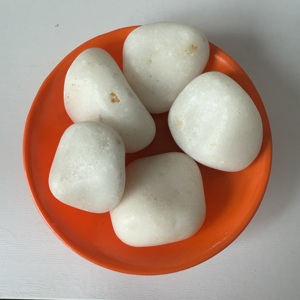 Líneas de guijarros de piedra natural blanca pura Espacios delineados para respirar Tipo de adoquín para aplicación de Villa - Product Image 4