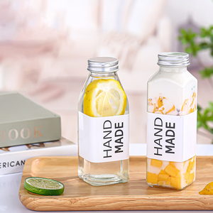 Bottiglia in Vetro Quadrata Francese Personalizzata 350ml 500ml per Caffè Pressato a Freddo, Tè al Latte, Bevande e Succhi con Coperchio - Product Image 3