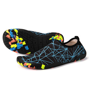 Zapatos de Agua con Parte Superior de Malla, Suela de Goma Antideslizante, Unisex, para Uso en la Playa en Verano, Punta Cerrada, Entresuela de EVA - Product Image 4