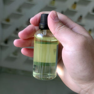 Aceite de <span class=keywords><strong>limoncillo</strong></span>, aceites esenciales de plantas enteras destiladas a alta temperatura suministrados directamente por el fabricante - Product Image 4