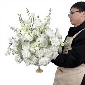 Centro de Mesa para Boda, Bola de Flores Artificiales Blancas, Lujo Romántico, Seda Realista, Tamaño Personalizable para Graduación - Product Image 1