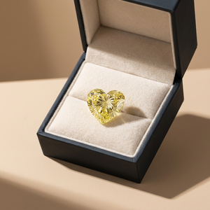 AURALUXURIA Diamante Amarillo Cultivado en Laboratorio con Corte Corazón Certificado por IGI Claridad VS2 Piedra Suelta Modelo LG24 Gujarat para Joyería - Product Image 3