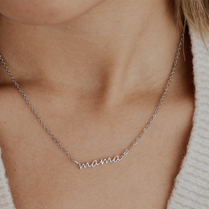 Collar de acero inoxidable chapado en oro para mamá, joyería personalizada con nombre - Product Image 3