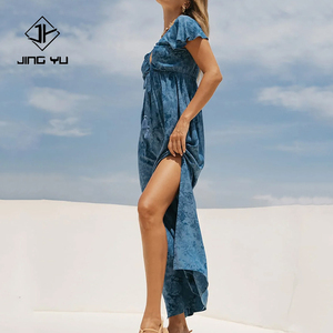 Robe longue d'été sur mesure élégante en jean de rayonne de haute qualité, imprimé plage délavé, col en V profond et cordon de serrage - Product Image 4