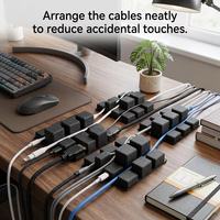 Attache-câble en silicone personnalisée avec support adhésif pour organiser les câbles de charge de téléphones, appareils de cuisine et de bureau – Couleurs personnalisables