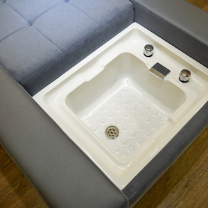 Chaises de <span class=keywords><strong>spa</strong></span> de pédicure de luxe haut de gamme Tables de <span class=keywords><strong>massage</strong></span> en acier inoxydable au design moderne pour salons de beauté - Product Image 3