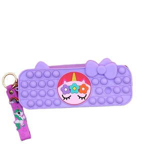 Estuche de Silicona Hengyao con Diseño de Burbujas Popit, Portalápices con Forma de Oruga, Bolsa con Cierre para Bolígrafos - Product Image 4
