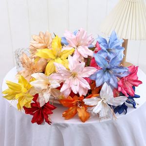 KEWEI 799 Fleur de Lys en Soie Artificielle 3 Fourchettes Fleur de Mariage <span class=keywords><strong>Lilium</strong></span> Prix Raisonnable Vente en Vrac pour Noël Occasions de Pâques - Product Image 3