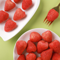 Natuurlijk gevriesdroogde hele aardbeien, knapperig, suikervrij, gezonde fruitsnack, OEM, groothandel, gecertificeerde voedingsleverancier