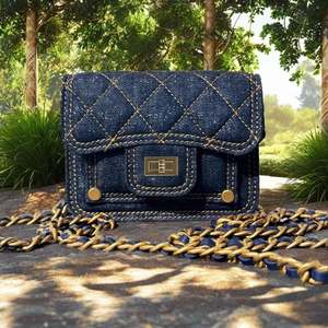 Bolsos de Hombro Pequeños y Modernos al por Mayor para Niñas, Bolso de Hombro con Cadena de Perlas, Bolso de Hombro Dulce para Niñas - Product Image 2