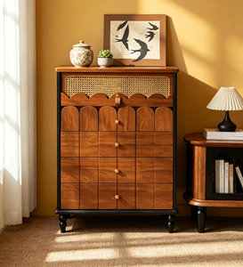 Mueble de Almacenamiento de Madera Sólida Estilo Moderno de Mediados de Siglo, Paneles Florales, Puertas Planas, Tamaño Personalizado Disponible para Muebles de Sala - Product Image 6