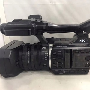 Caméscope Panasonic d'<span class=keywords><strong>occasion</strong></span> AG-FC100MC 4K pour la photographie de mariages et d'événements - Product Image 1