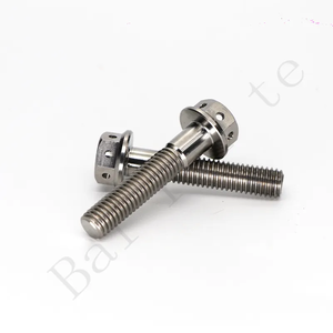 Vente en gros usine Vis à tête hexagonale à bride M8 en Titane pré-percée Grade Gr5 pour <span class=keywords><strong>fil</strong></span> de sécurité d'axe avant de moto - Product Image 6