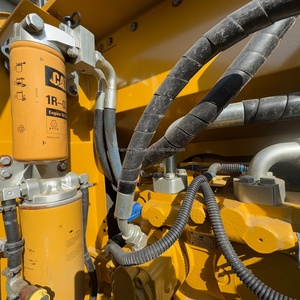 Caterpillar 320D2L en excellent état, toutes les pièces d'origine, prêt pour des travaux lourds - Product Image 3