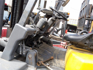 Chariot élévateur TCM FD100 d'occasion haute performance, couleur d'origine, 10, 15 et 16 tonnes, avec déplaceur latéral et positionneur latéral - Product Image 5