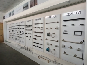 Hiện đại treo tường Nhôm phòng tắm vòi sen Caddy và hai lớp kệ với thiết kế góc cho khăn kệ - Product Image 4