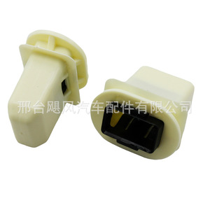 คลิปยึดเบาะหลัง 4L0886373 สำหรับ Audi Q7 A4 SEAT Skoda Volkswagen ตัวล็อคพลาสติกสำหรับรถยนต์ - Product Image 4