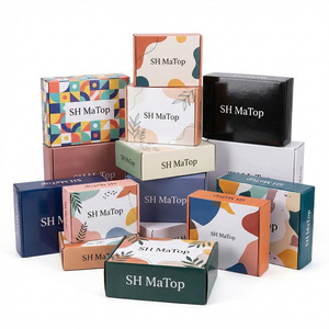 Caja de Cartón Corrugado con Logotipo Personalizado para Envío de Ropa - Product Image 1