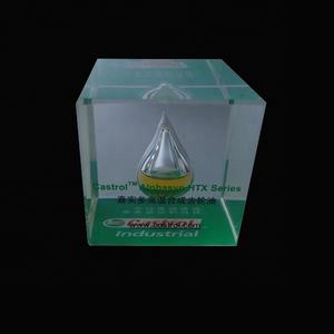 Benutzerdefinierte Klar Acryl Harz Souvenir Geschenk Öl Drop Briefbeschwerer - Product Image 2