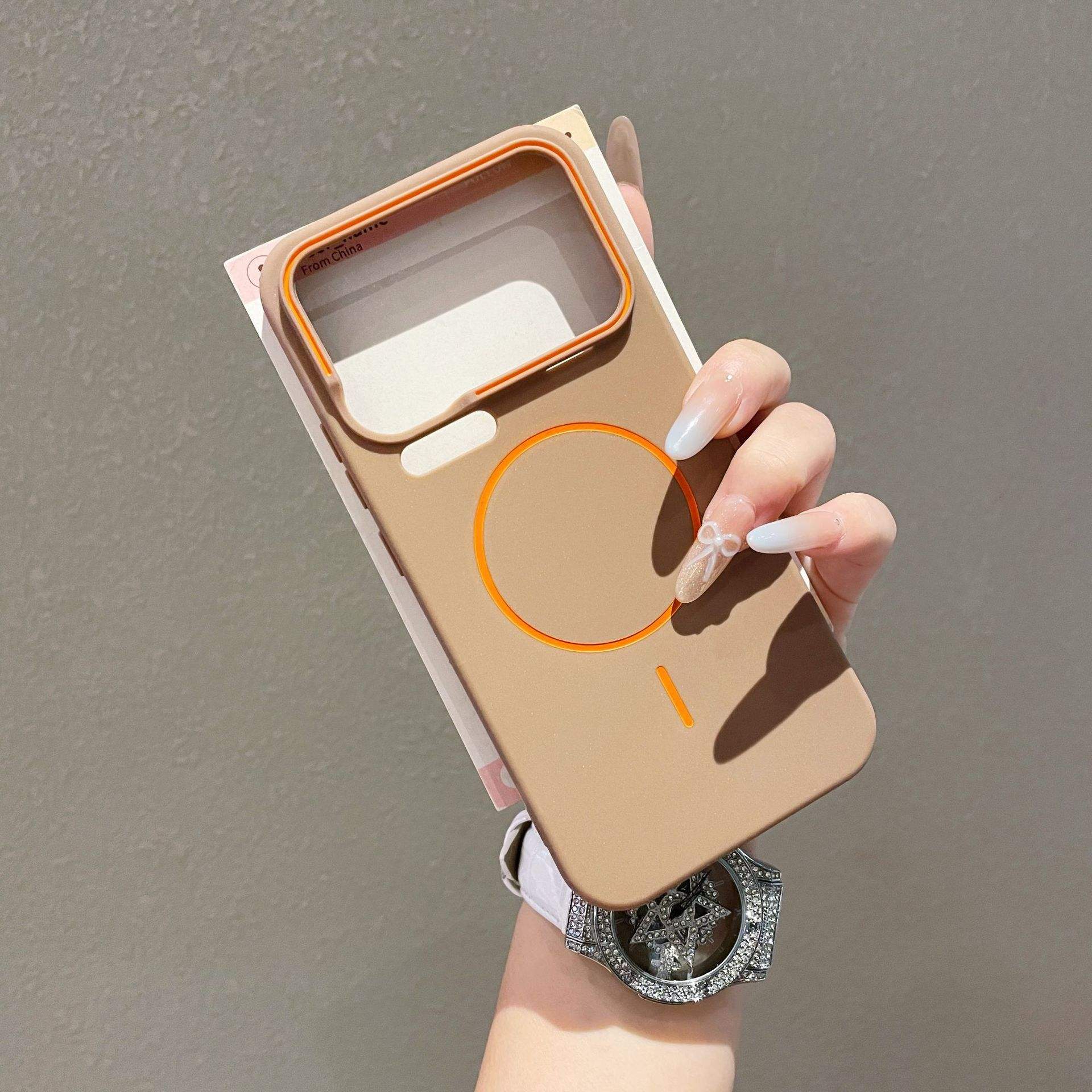 สีน้ำตาล