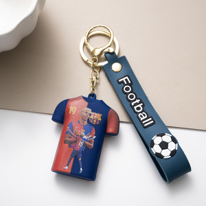 Llavero de silicona suave con forma 3D de camiseta de fútbol de dibujos animados de doble cara para el 2026, insignia de equipo, sin BPA, regalo para aficionados al fútbol - Product Image 4