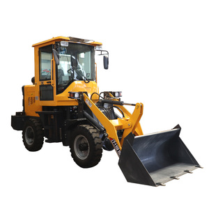 Chargeuse compacte sur pneus 4x4 920 de 2 tonnes, diesel, avec cabine fermée en option et fourche grappin pour travaux agricoles - Product Image 5