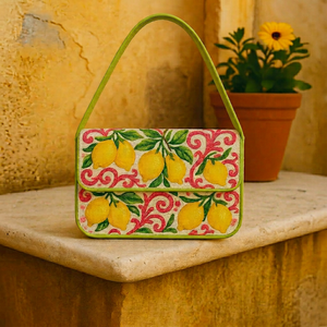 Bolso de Lona Bordado a Mano con Diseño de Limón, Forma Rectangular con Hojas Verdes y Enredaderas Rosas, Arte Textil - Product Image 1