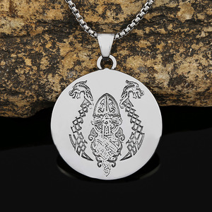 Yunnique Collar con colgante de acero inoxidable con diseño de barco vikingo, diseño redondo, joyería de moda para hombre, regalo - Product Image 3