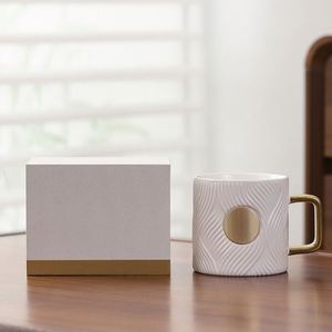 แก้วเซรามิคลายโลโก้โลหะสร้างสรรค์ ของขวัญโฆษณาแบบกำหนดเอง แก้วกาแฟ - Product Image 3