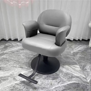 Sillón de Barbería Giratorio y Elevador de Calidad Superior para Salones de Belleza, Apto para Tintes, Permanentes y Cortes - Product Image 4
