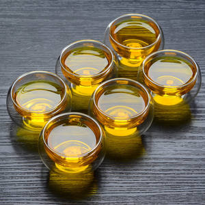 Tasses en verre isolées à <span class=keywords><strong>double</strong></span> <span class=keywords><strong>paroi</strong></span> <span class=keywords><strong>Verres</strong></span> à thé expresso résistants à la chaleur de 2oz avec logo personnalisé Cadeaux transparents pour boissons chaudes/froides - Product Image 6