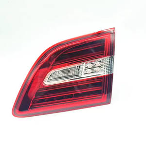 A1669068701 A1669068501 Gecombineerde achterlichtunit rood nieuw voor Mercedes-Benz W166 <span class=keywords><strong>M</strong></span>-Klasse ML280 ML320 ML350 ML400 - Product Image 3