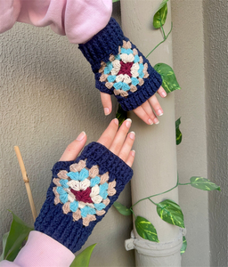 SZ194 unisexe hommes femmes rétro Crochet grand-mère carré mitaines tricoté à la main gants sans doigts à la main automne hiver gants - Product Image 4