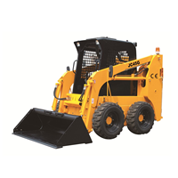 Mini-chargeuse compacte sur pneus JC45 700 kg avec godet de 0,4 m³ et plusieurs accessoires pour une maniabilité accrue