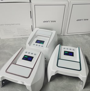 Lampu Kuku UV LED Profesional 126W Isi Ulang Nirkabel Tanpa Kabel Pengering Gel Polish Bahan Logam Merah untuk <span class=keywords><strong>Salon</strong></span> Manikur - Product Image 1