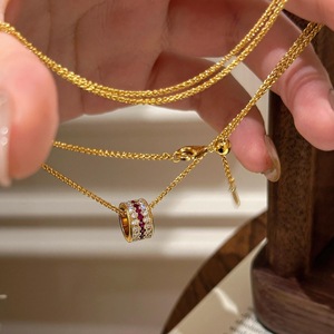 สร้อยคอเงินแท้ S925 ดีไซน์จีบระบายสีชมพูประดับเพชรและหินชาลซีโดนี รุ่น Teenage Butterfly Niche Design สไตล์หวานน่ารัก - Product Image 4