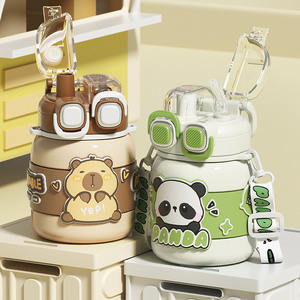 Termo Infantil de Moda Seaygift, Nueva Tendencia, 620 ml, Diseño de Panda de Dibujos Animados, Botella de Agua de Viaje Ecológica de Plástico para Niños - Product Image 6