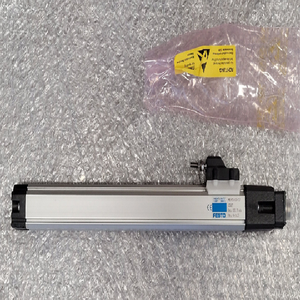 Système de mesure de déplacement linéaire PLC <span class=keywords><strong>MME</strong></span>-MTS-0300-TLF 152657 - Nouveau produit sous garantie expédié dans le monde entier - Product Image 1