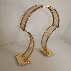 SMOOTH Wedding Event Party Table Centerpiece Decoration Fan Shape Geometric Gold Metal Flower Stand - Product Image 4