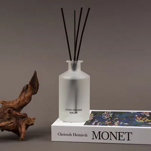 Diffuseur de parfum d'ambiance Aikun de luxe fait main 180 ml, design unique, huile parfumée premium, ensemble diffuseur à bâtonnets parfumés - Product Image 3