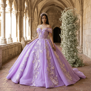 Vestido de Quinceañera Romántico Morado Lsany225, Elegante Vestido de Princesa con Apliques para Bailes de Ensueño Jancember - Product Image 1