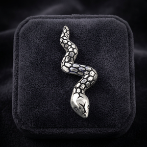Pendentif serpent en argent sterling 925 avec placage rhodium, motif CZ et cloche, or rose et style religieux, charme pour femmes - Product Image 4