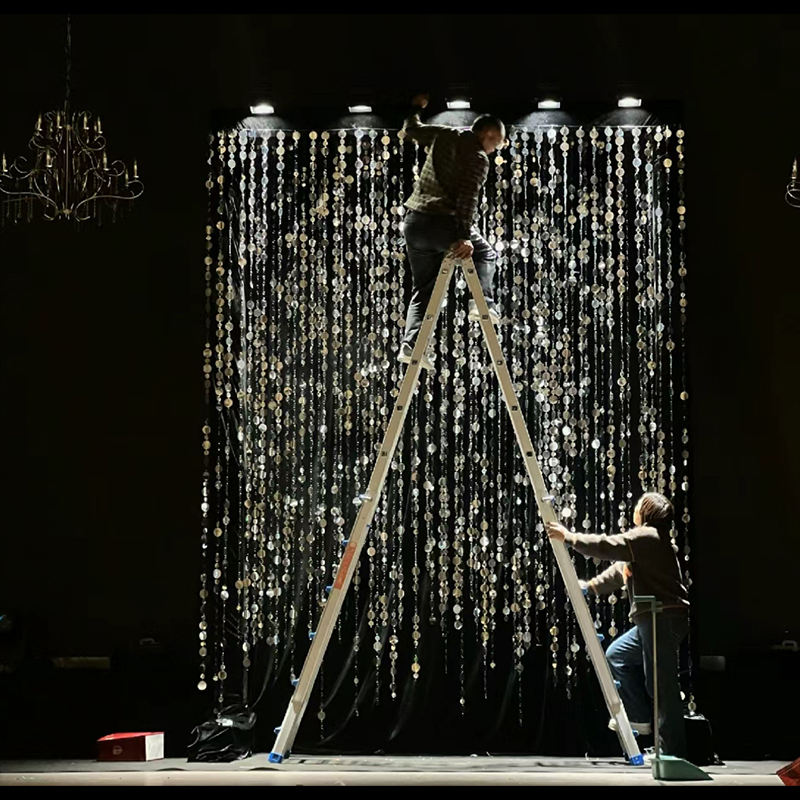 Silver round sequin pearl string (2 meters high) a total of 20