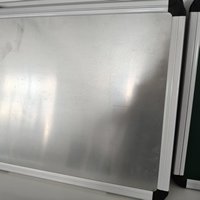 Tableau blanc magnétique mural en métal standard Shandong AW13 avec logo personnalisé, taille personnalisable disponible
