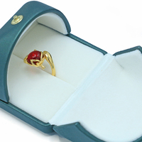 Boîte d'emballage de bijoux en cuir PU vert foncé de luxe, personnalisable avec logo et design sur mesure, vente en gros d'usine, boîte cadeau pour collier