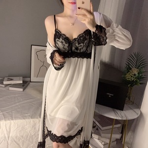 Camisón sexy de manga larga para mujer, primavera/verano, conjunto de dos piezas de malla pura y seductora para el hogar con almohadillas para sujetador - Product Image 3